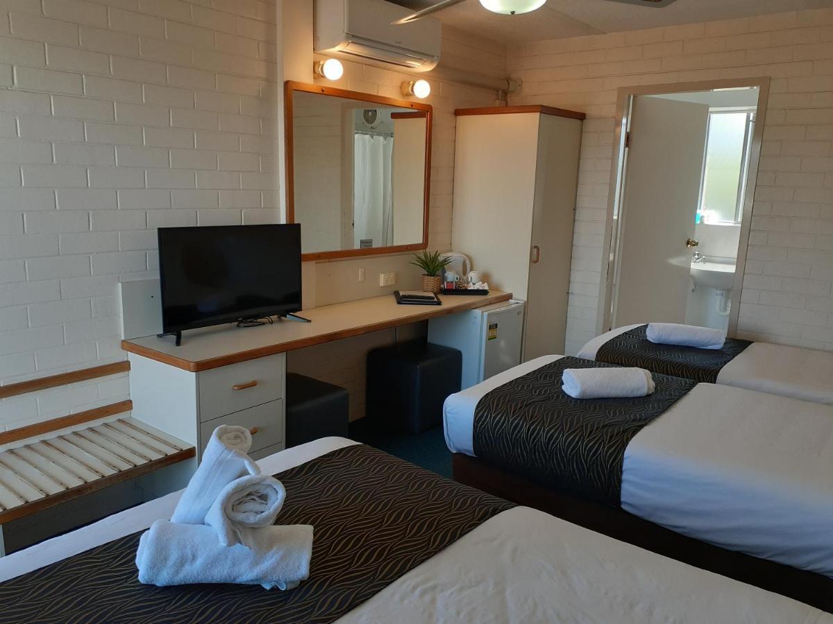קווינביאן Crest Motor Inn מראה חיצוני תמונה